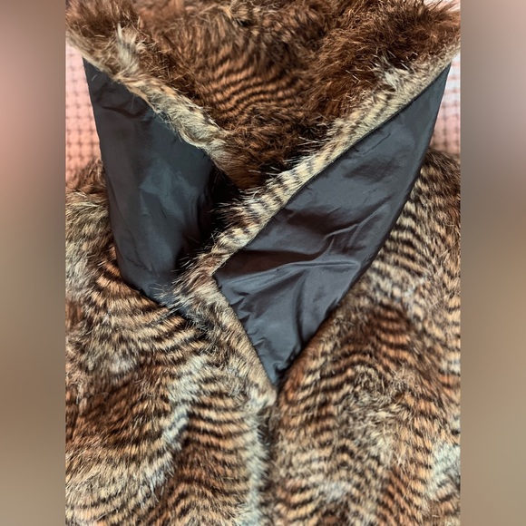 Abbie Mags Size Large Vest - Picture 4 of 4